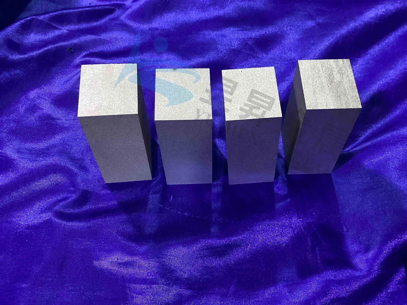 Niobium block Niobium block